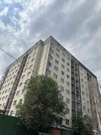 Продаю Офис 60 м², Без ремонта, Без мебели, Многоэтажное здание, 1 этаж Бишкек