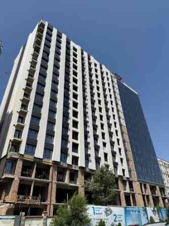 Продаю Офис 65 м², Без ремонта, Бизнес центр, 8 этаж Бишкек