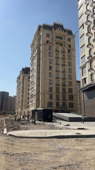 Продаю Офис 162 м², Без ремонта, Без мебели, Многоэтажное здание, 1 этаж Бишкек - сүрөт 5