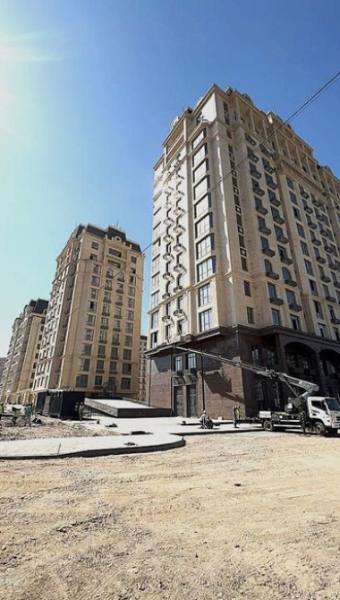 Продаю Офис 162 м², Без ремонта, Без мебели, Многоэтажное здание, 1 этаж Бишкек - сүрөт 4