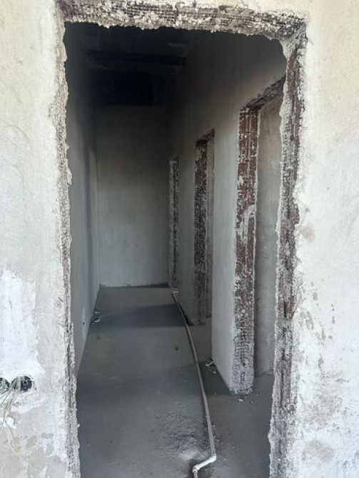 Продаю Офис 249 м², Без ремонта, Без мебели, 5 этаж Bishkek - photo 5