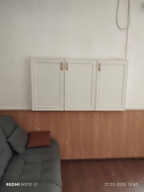 Продаю Офис 9 м², Без ремонта, С мебелью, Административное здание, 2 этаж Бишкек - сүрөт 4