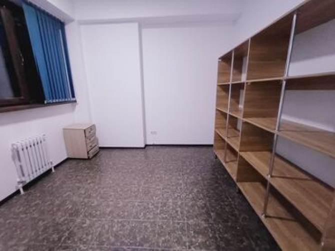 Сдается уютный кабинет!???? ???? Адрес: ул. Грибоедова, 16 ???? Площадь: 13 м² Bishkek - photo 1