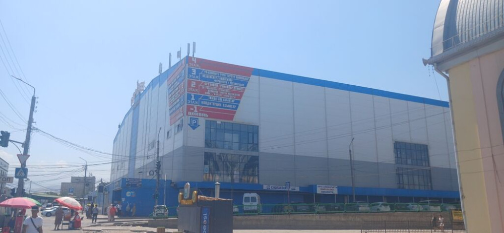 Продаю Бутик В торговом центре, 8 м², 2 этаж Бишкек - сүрөт 1