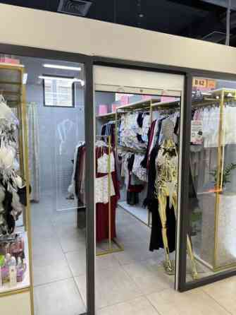 Продаю Бутик В торговом центре, 14 м², 2 этаж Бишкек