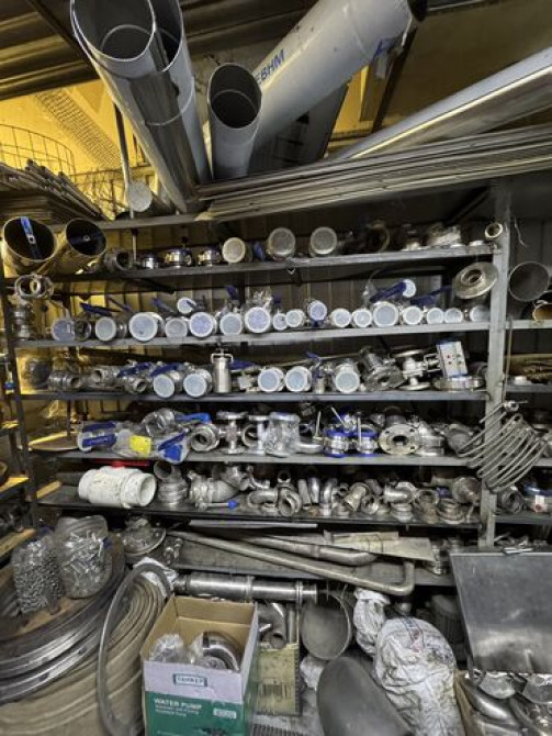 Продаю Бутик В торговом центре, 18 м², 1 этаж Бишкек - сүрөт 4