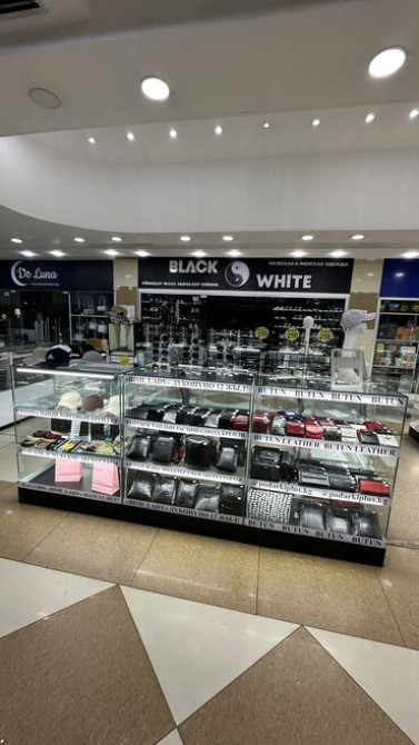 Продаю Бутик В торговом центре, 10 м², 2 этаж Бишкек - сүрөт 2