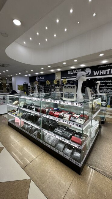 Продаю Бутик В торговом центре, 10 м², 2 этаж Бишкек - сүрөт 3