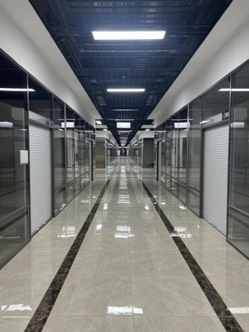 Продаю Бутик В торговом центре, 28 м², 1 этаж Бишкек - сүрөт 4