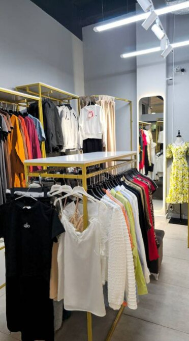 Продаю Бутик В торговом центре, 14 м², 2 этаж Бишкек - сүрөт 3