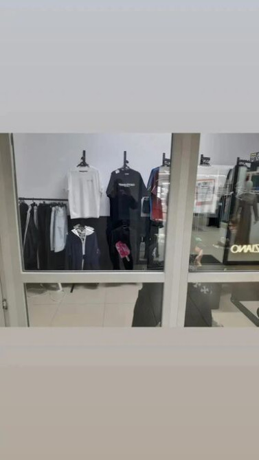 Продаю Бутик В торговом центре, 82 м², 2 этаж Бишкек - сүрөт 5