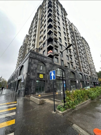 На продаже 2-х уровневое помещение в самом престижном районе ???? Дом Бишкек - изображение 1