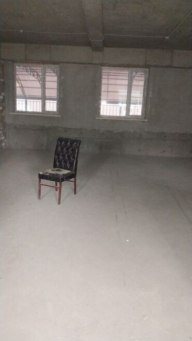 Срочно продаю нежилое коммерч.помещение, Алматинская-Магистраль, Ж/К Бишкек - сүрөт 4