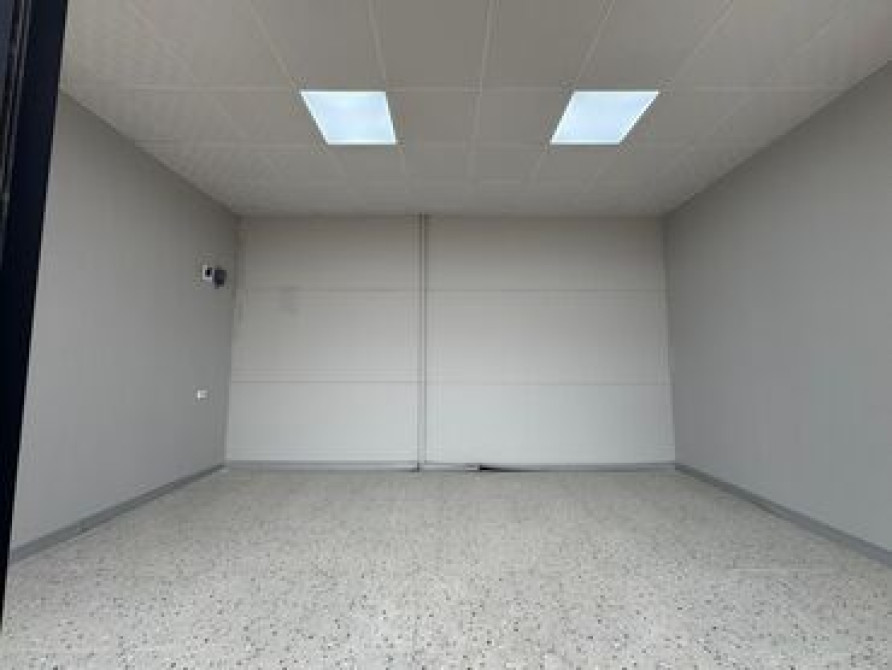 Продается коммерческое помещение в торговом комплексе «Silk way» Бишкек - изображение 2