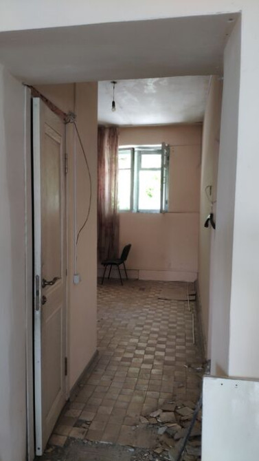 Срочно продается коммерческая недвижимость на первой линии ул.Жибек Bishkek - photo 4