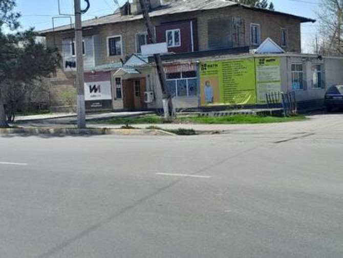 Продаю коммерческое помещение 155 кв.м., в центре г. Кара Балта ул Бишкек - изображение 2