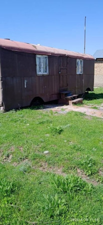 Продаётся вагон для проживания полностью обделан. Находится в Кун туу Бишкек - изображение 6