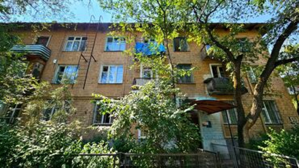 1 комната, 30 м², Сталинка, 3 этаж, Старый ремонт Бишкек - изображение 8