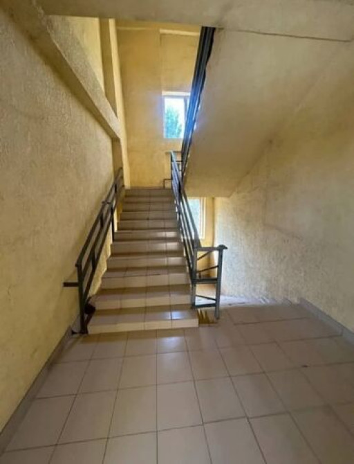 1 комната, 20 м², Индивидуалка, 3 этаж, Косметический ремонт Бишкек - изображение 3