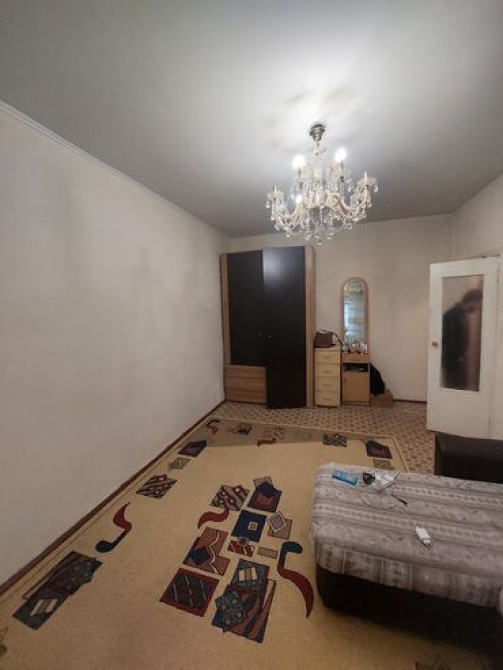 1 комната, 44 м², 106 серия, 8 этаж, Старый ремонт Бишкек - изображение 4