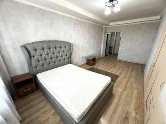 1 комната, 40 м², Индивидуалка, 10 этаж, Евроремонт Бишкек - изображение 2