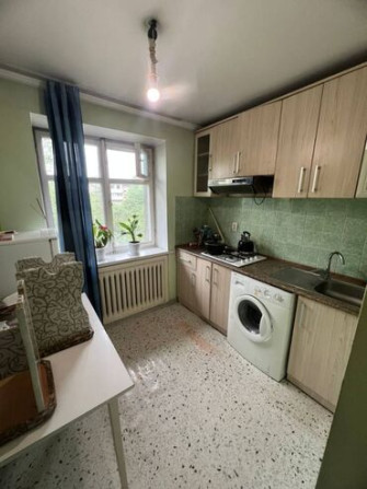 1 комната, 35 м², Индивидуалка, 4 этаж, Косметический ремонт Бишкек - изображение 2