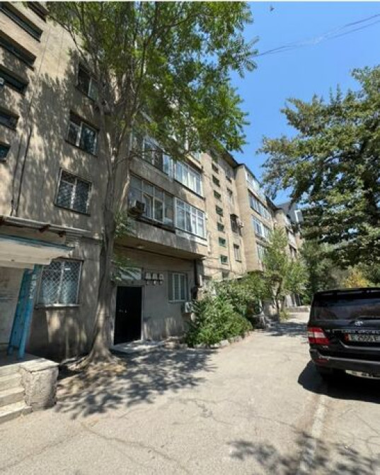 1 комната, 32 м², Индивидуалка, 2 этаж Bishkek - photo 1