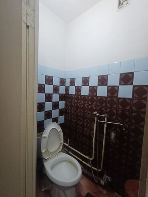 2 комнаты, 52 м², 106 серия, 9 этаж, Старый ремонт Бишкек - изображение 4