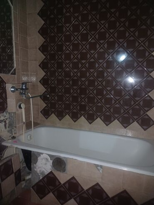 2 комнаты, 52 м², 106 серия, 9 этаж, Старый ремонт Бишкек - изображение 3