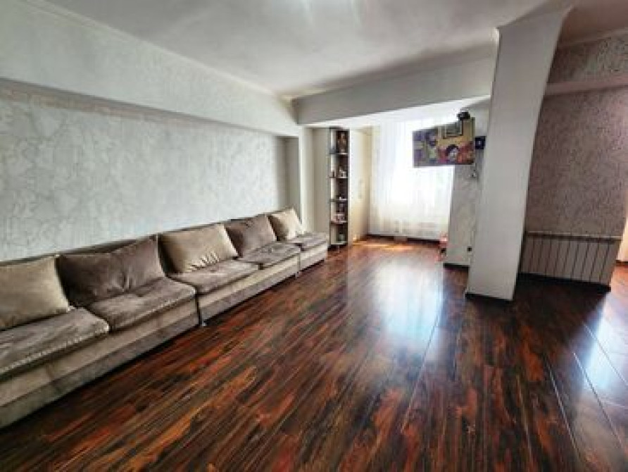 1 комната, 45 м², Индивидуалка, 6 этаж, Евроремонт Бишкек - изображение 3