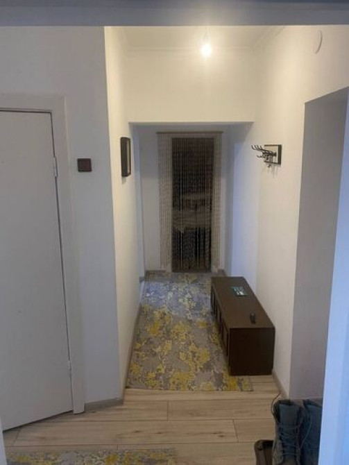 2 комнаты, 48 м², Индивидуалка, 5 этаж, Косметический ремонт Бишкек - изображение 7