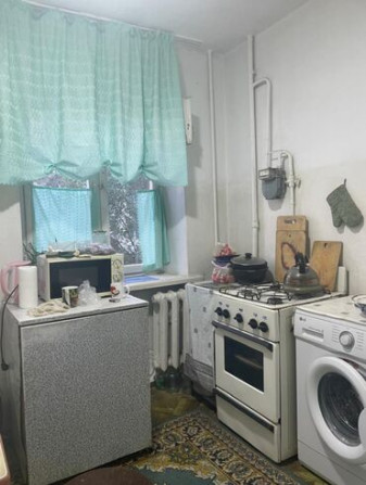 2 комнаты, 4 м², Индивидуалка, 3 этаж, Косметический ремонт Бишкек - изображение 4