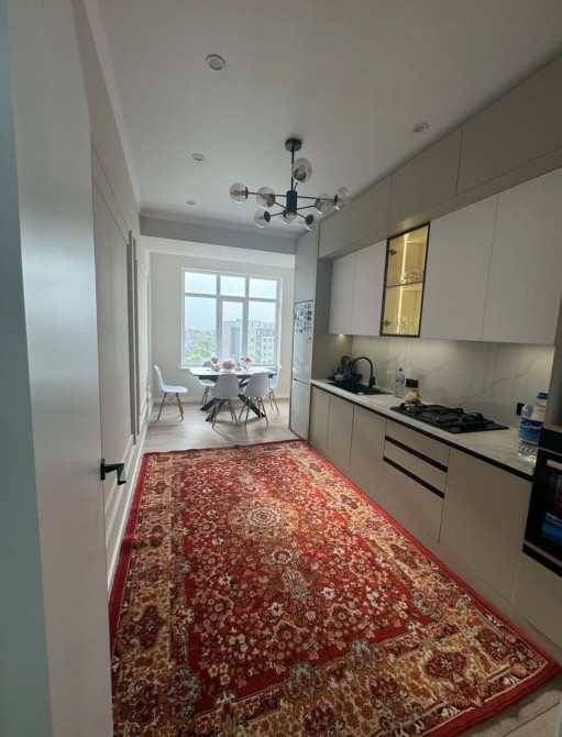 2 комнаты, 74 м², Элитка, 8 этаж, Евроремонт Bishkek - photo 1