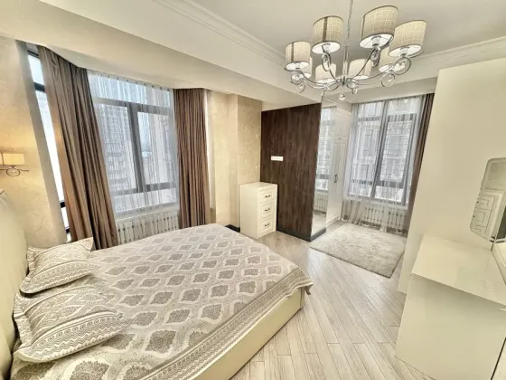 Сдаю 3-комн. элитку 115 м2 в ЖК "Триумф Стиль" на Боконбаева/Тыныстанова Бишкек