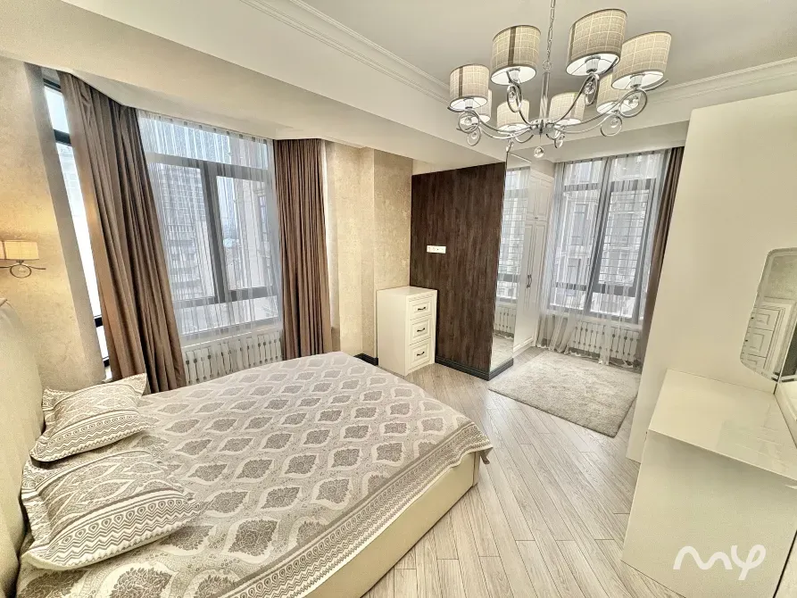 Сдаю 3-комн. элитку 115 м2 в ЖК "Триумф Стиль" на Боконбаева/Тыныстанова Бишкек - изображение 3