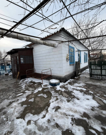 Продам дом с участком , район 110-квартал Бишкек