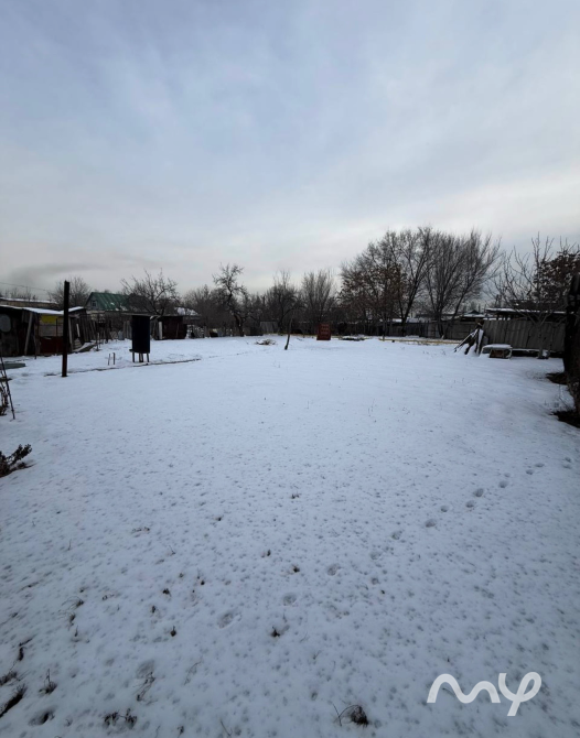 Продам дом с участком , район 110-квартал Бишкек - изображение 2