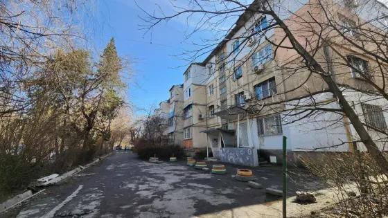 Желаете купить квартиру для себя или под сдачу в аренду? Удобная локация в Южной части города Бишкек