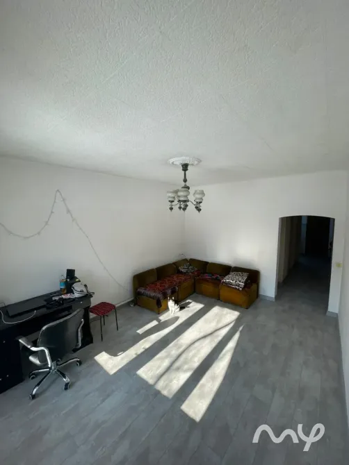 Продается дом в южной части города Бишкек, в самом престижном районе Бишкек - изображение 5