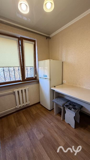 Срочно продается в 6 мкр возле ореховой рощи 2-х комнатная квартира 104 серии Бишкек - изображение 5