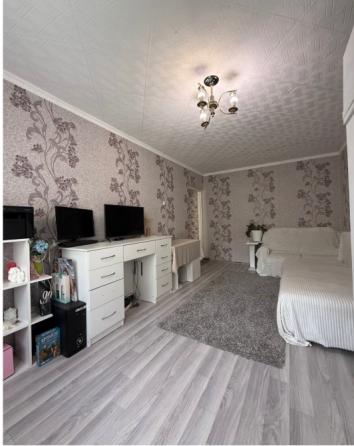 Продам 1 ком квартиру 104 серии в 10 мкр Бишкек