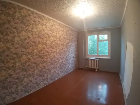 Продается 2‑комнатная квартира, мкр. Кок‑Жар (ул. 7 апреля) - Микрорайон Кок‑Жар, 104серии Bishkek