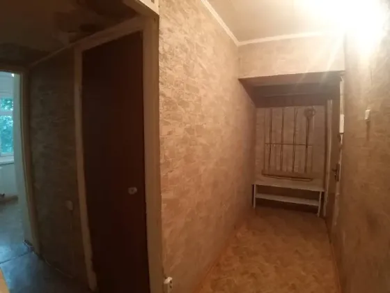 Продается 2‑комнатная квартира, мкр. Кок‑Жар (ул. 7 апреля) - Микрорайон Кок‑Жар, 104серии Bishkek