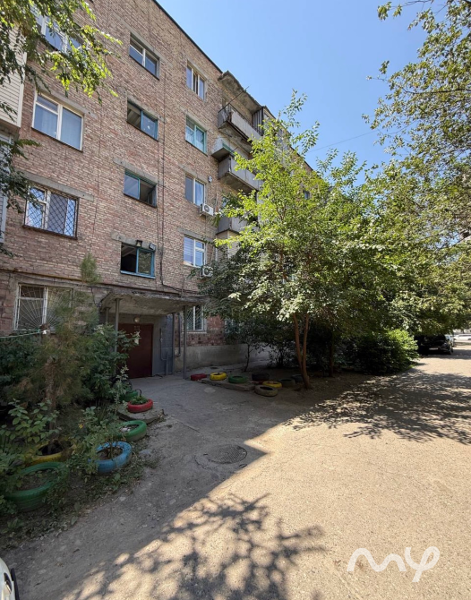 Продам 2 ком квартиру индивидуалка, район Пишпек Бишкек - изображение 1