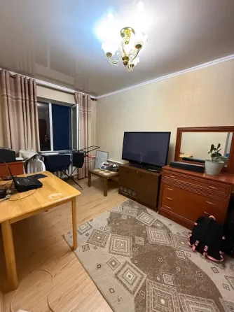 Хотите жить в пригороде г. Бишкек, в с. Ленинское и вам нужна квартира 4 комнатная квартира? Бишкек