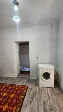 Уютная квартира барачного типа в развитом районе Ж.Жолу-Лермонтова Бишкек