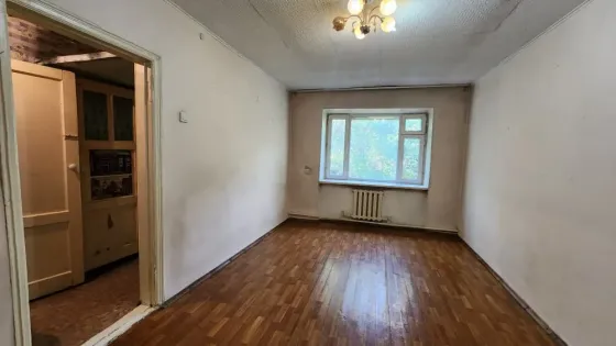 Продаётся 1-комнатная квартира — район Кольбаева-Лермонтова Бишкек