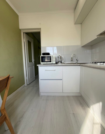 Продам 1 ком квартиру, район Абдрахманова(Советская)/Кулатова Бишкек