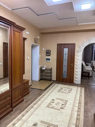 Сдается квартира на длительный срок в районе Орто-Сайского рынка, по улице Донецкая. Бишкек