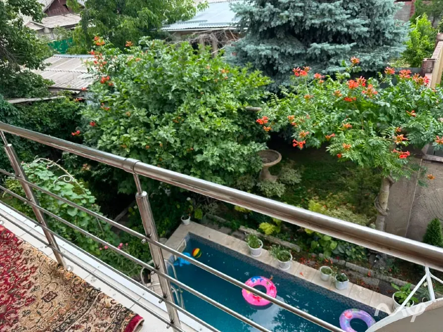 Продаётся уникальный дом в баварском стиле — 234 м² Бишкек - изображение 8